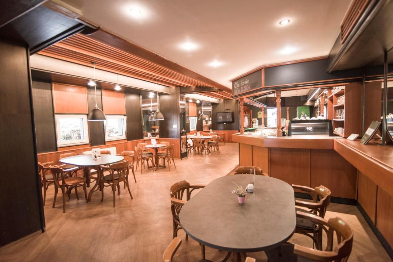 Hotel Prebold Bagian luar foto