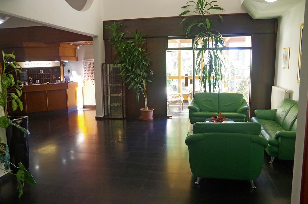 Hotel Prebold Bagian luar foto