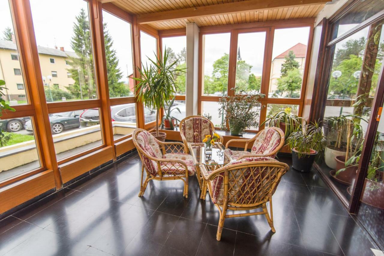 Hotel Prebold Bagian luar foto